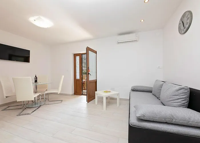 Apartments Paulino